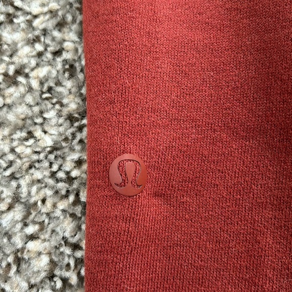 Lululemon Scuba Joggers - Picture 5 of 5